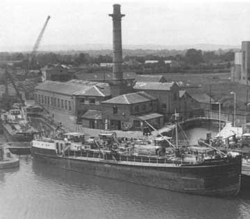 Engine house and dry docks at Gloucester Docks c1965